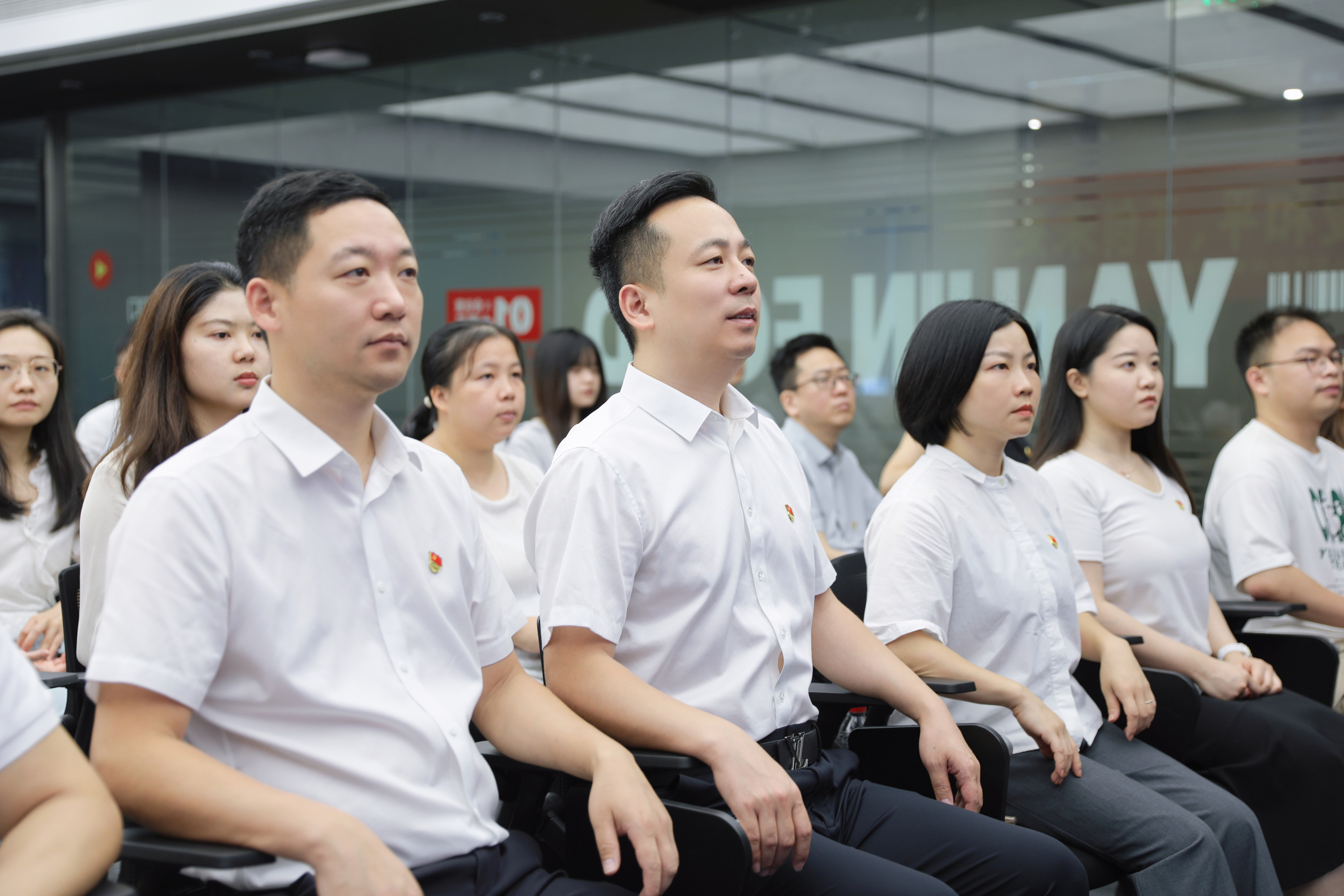 抗戰(zhàn)勝利80周年！鹽津鋪子張學武第二次受邀觀禮祖國大閱兵！